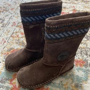 Girls Clarks brown suede boots faux fur lining 10.5 US
